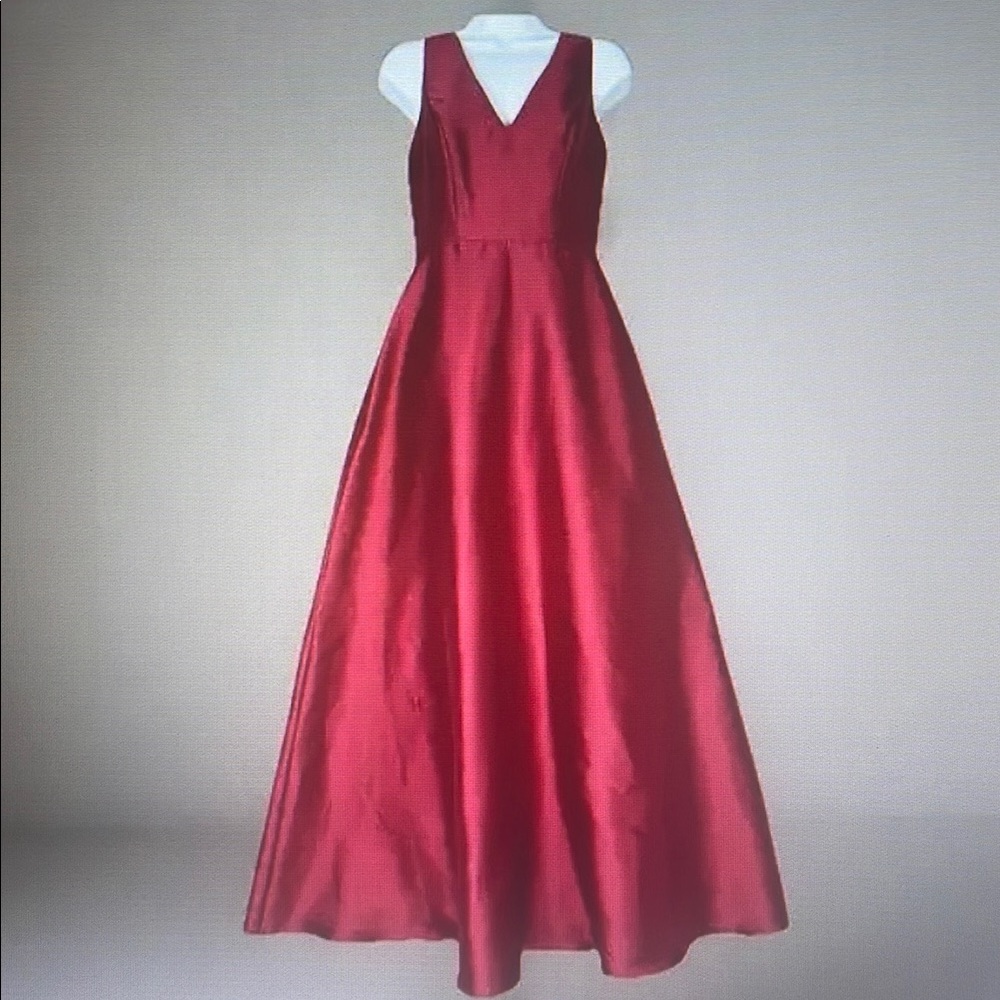 Elegant Red Evening Gown